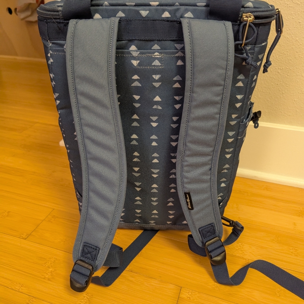 Eddie Bauer Soft Cooler Backpack - Picture 3 of 5